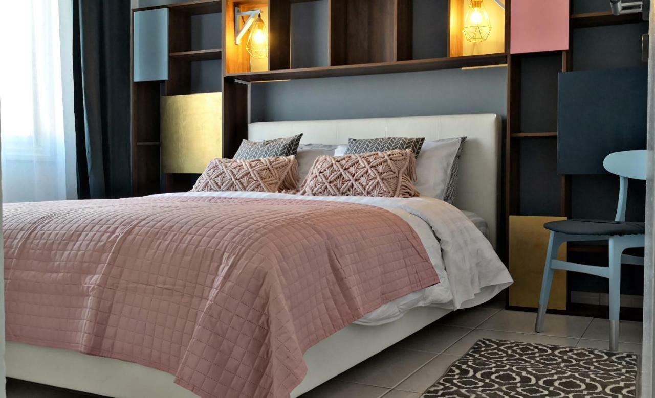 Cozy Getaway In Nicosia Apartment Ngoại thất bức ảnh