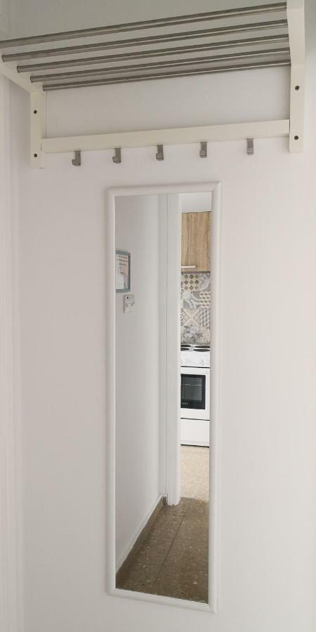 Cozy Getaway In Nicosia Apartment Ngoại thất bức ảnh
