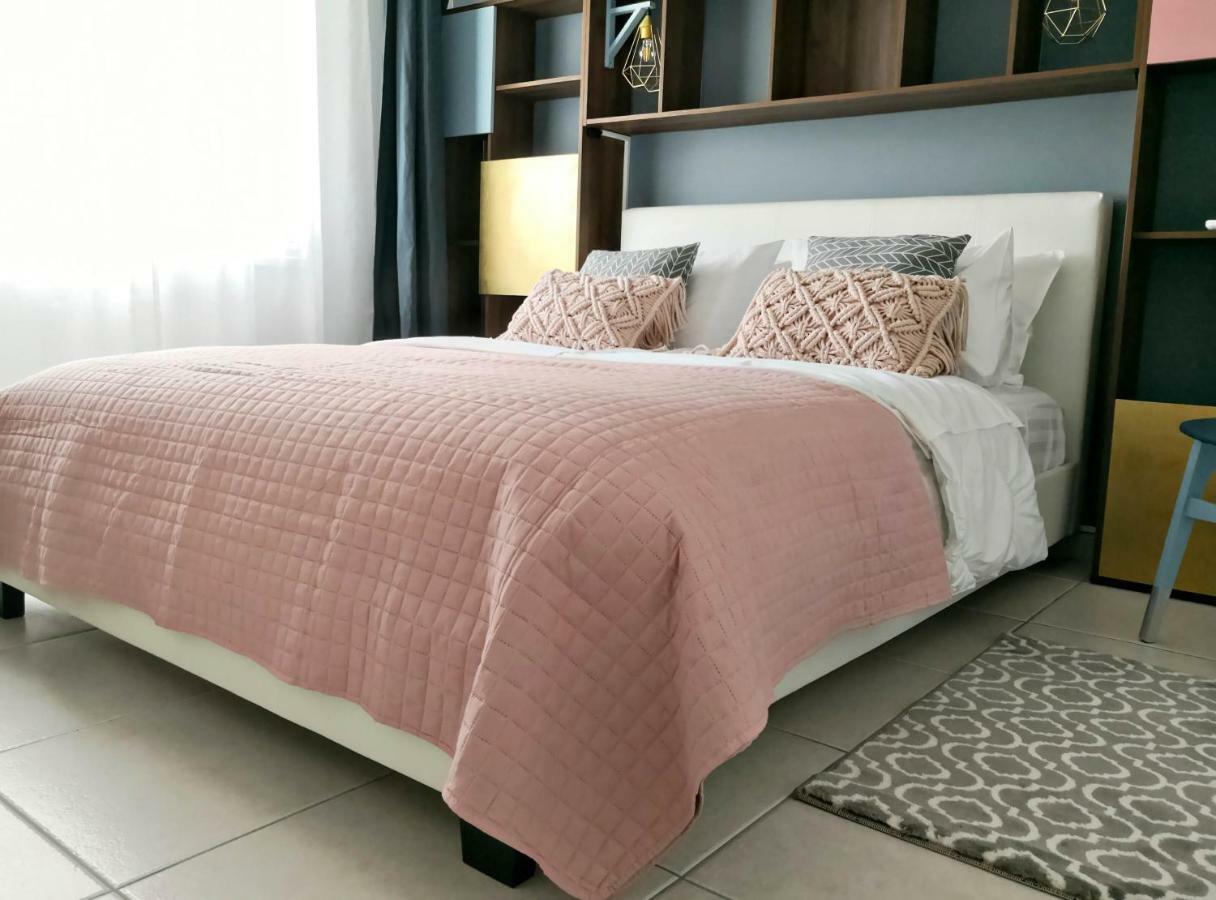 Cozy Getaway In Nicosia Apartment Ngoại thất bức ảnh